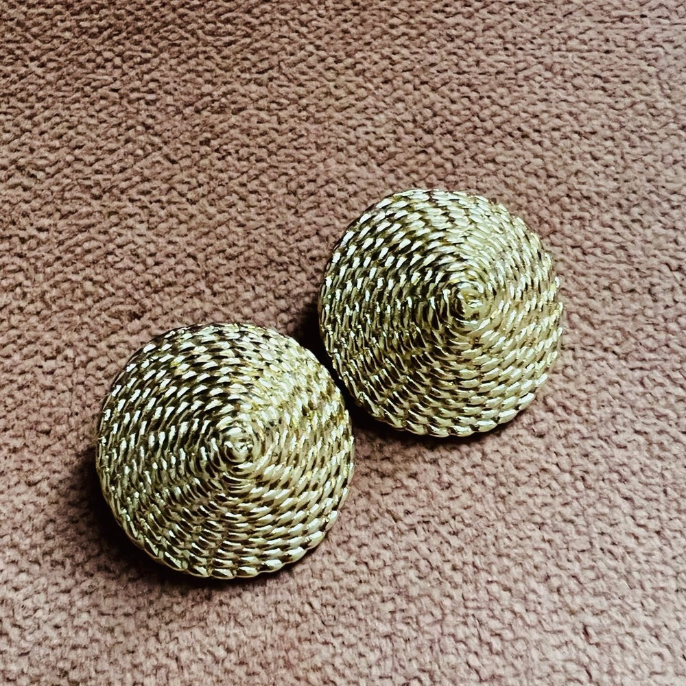 Rare Vintage Christian Dior New Look Clip on Earrings
